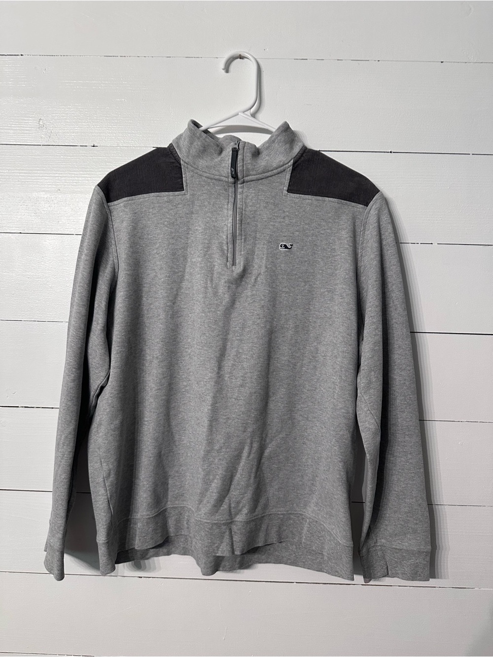 Vineyard Vines Women's Gray Quarter-Zip Pullover